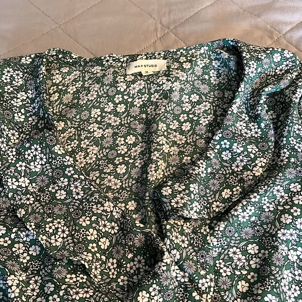 Max Studio faux-wrap ruffle-trim blouse - Picture 5 of 8